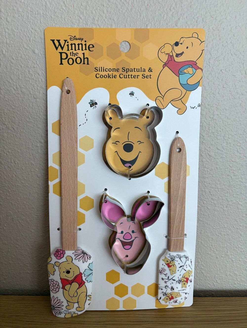 Disney Winnie the Pooh Piglet Silicone Spatula Cookie Cutter 4 Piece Set NEW